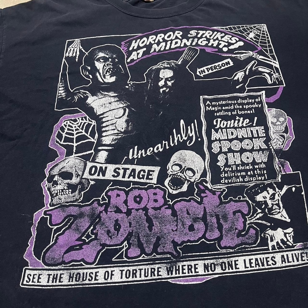 Rob Zombie "Horror Strikes At Midnight House Of Torture" graphic shirt size XL